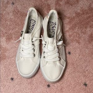 Girls blowfish shoes